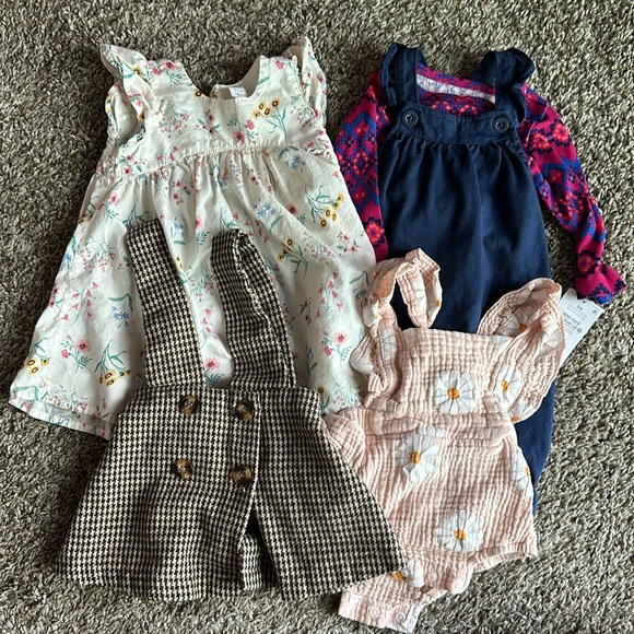 Girls dresses and jumpers - Picture 1 of 5